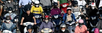 Vietnam: les millions de scooters à essence d'Hanoï en sursis