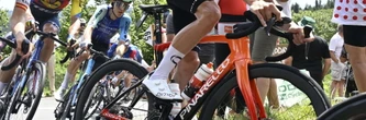 La jambe choquante d'Axel Laurance après deux semaines de Tour de France