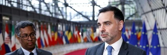 Droits de douane: les ministres européens cherchent une riposte face à Trump