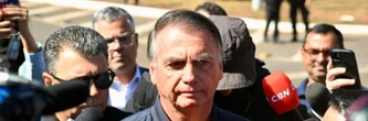 Brésil: la pression judiciaire s'accroît sur Bolsonaro malgré le soutien de Trump