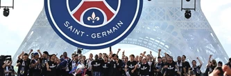 Le triomphe du PSG en images : les plus belles photos de la fête au Champ de Mars