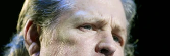 Pluie d'hommages après la mort de Brian Wilson, le génie visionnaire derrière les Beach Boys
