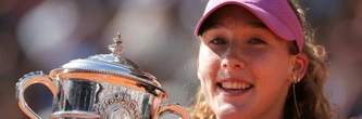 Roland-Garros: à 19 ans, Andreeva remporte son premier tournoi du Grand Chelem