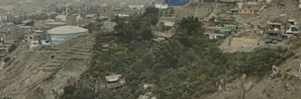 Au cœur du désert urbain de Lima, l'oasis verte d'une femme des Andes péruviennes