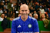 Foot: le jour J pour Zidane, grand favori de l'après-Deschamps