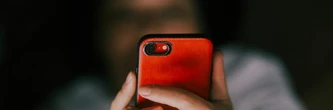 La police met en garde : s'il s'approche à 10 m de votre smartphone, un voleur peut agir presque comme il veut