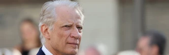 "Elle vomissait des propos racistes" : de Villepin cogne sur Le Pen et sa conseillère sur X