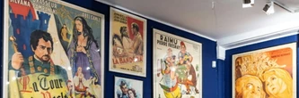 Proche de Belmondo, promoteur de Bruce Lee: la collection cinéma de René Chateau aux enchères