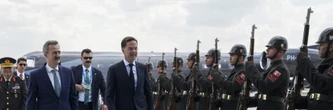 Sommet de l'Otan: les Européens espèrent éviter la colère de Trump