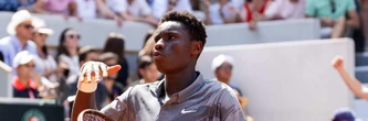 DIRECT. Roland-Garros 2026 : le 3e tour Kouame - Tabilo, la folie Parry, scores et résultats