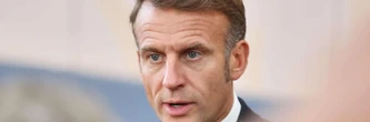 Démission de Macron : "Tout est ouvert", l'Elysée reste évasif sur les intentions du président face à "ses responsabiltés"