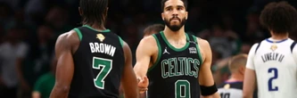 Finale NBA: Boston contient un Dallas maladroit et mène 2-0