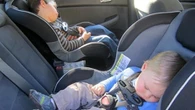 Cinco sillas infantiles para el coche no superan las pruebas de seguridad