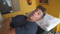 Marcos Llorente prueba una cámara hiperbárica
