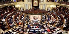 Bildu intenta salvar 'in extremis' la PNL que quiere borrar el castellano