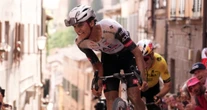 Isaac del Toro se convierte en el primer ciclista nacional en liderar Giro de Italia