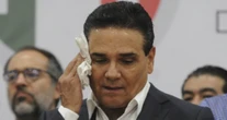 Jueza rechaza otorgar suspensión a exgobernador de Michoacán; FGR puede aprehenderlo