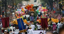 FOTOGALERÍA ¬ La CdMx se llena de color y tradición en el Desfile de Día de Muertos