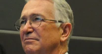 Salinas Pliego se tira al piso: acusa “persecución sistemática” y acude a la CIDH