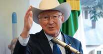 Ken Salazar critica de 