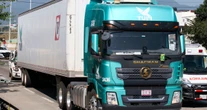 VIDEO ¬ Un conductor de tráiler sufre intento de robo en la autopista México-Puebla