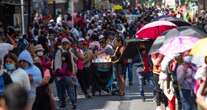 Comerciantes de mercados públicos marchan en 14 puntos de la capital; aquí las rutas