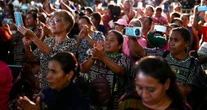 Pensión Mujeres Bienestar: ¿Qué hacer si no puedes recoger la tarjeta cuando te toca?