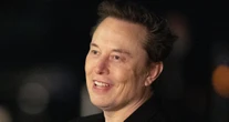 Musk, el hombre más rico del mundo, tiene el salario más alto del mundo. Y quiere más