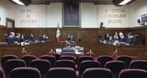 Senadores de Morena proponen eliminar el uso obligatorio de toga en la Suprema Corte