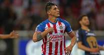 ¡Ya es oficial! El delantero Alan Pulido regresa como el nuevo fichaje de las Chivas