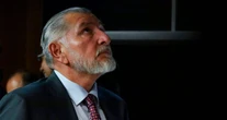 Adán Augusto reaparece: 4 párrafos, 1 gráfico, 0 sobre el jefe de “La Barredora”