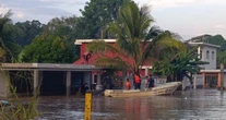 Tormenta Raymond causa estragos en 7 estados; Sheinbaum confirma dos muertos