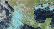"Lorena" se forma en el Pacífico; podría volverse huracán y ahogar con lluvias a BCS