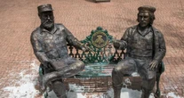 Alessandra De la Vega miente sobre el retiro de las estatuas de Fidel y el "Che"