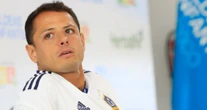 La FMF multa a Javier Hernández por misoginia, Chivas lo sanciona y Puma se deslinda