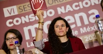 ENTREVISTA ¬ Apertura, sí; negociar principios o retroceder, no: Luisa Alcalde