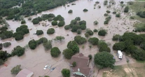 Consulado mexicano ofrece ayuda a connacionales afectados en inundaciones de Texas
