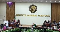 INE se confronta por acordeones y cancela 46 candidaturas de juzgadores por promedio