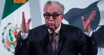 Rubén Rocha revela que su candidatura a Gobernador de Sinaloa fue decisión de AMLO