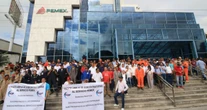Adeudos orillan a empresas petroleras a quiebras y despidos. Incluso hay fallecidos