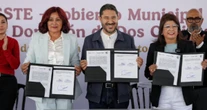 Batres firma convenio con municipio de Tecámac para donación de 2 clínicas al ISSSTE