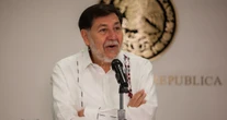 Sí hay "golpeteo" interno en Morena, pero diferencias no son irreconciliables: Noroña