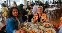 ¿A qué tienes derecho en un restaurante? La Profeco te lo dice este Día de las Madres
