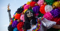 FOTOS ¬ Miles abarrotan Mega Procesión de Catrinas 2025; así se vivió desfile en CdMx