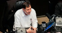 El Congreso repudia la violencia de priistas. “Querían tirarme al piso”, dice Noroña