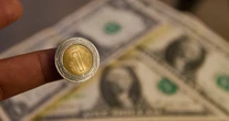 La tensión México-EU no pega: El dólar cae a niveles de agosto 2024, debajo de 18.90