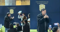VIDEO ¬ Alumnos de Guanajuato abuchean a Noroña; "no tengo problema", dice legislador