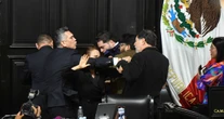 ENTREVISTA ¬ La FGR tiene todo para pedir el desafuero de "Alito" y secuaces: Noroña
