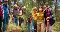Clara Brugada anuncia estrategia de 10 ejes en favor del medio ambiente en la capital