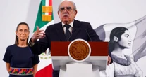 ENTREVISTA ¬ Hasta a los del fraude de 2006 escucharemos para la Reforma: Pablo Gómez